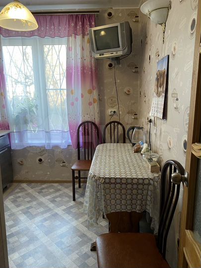 3-к. квартира, 55 м², 1/5 эт.