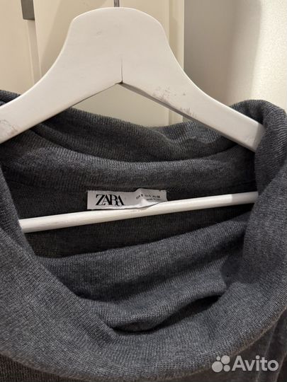 Кофта с открытыми плечами Zara