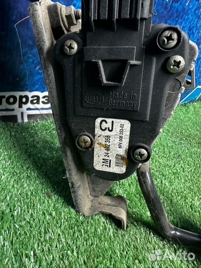 Педаль газа Opel Vectra B X18XE 1999