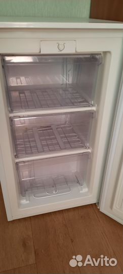 Морозильная камера whirlpool