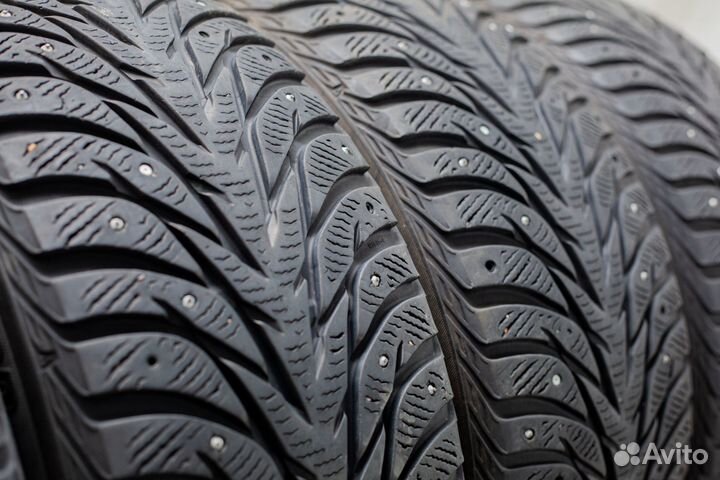 Yokohama Ice Guard IG35 255/45 R19 104T