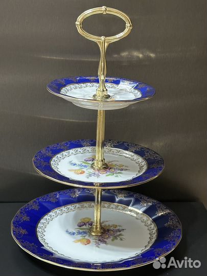 Фарфоровая этажерка,горка(Чехия) Полевой цветок