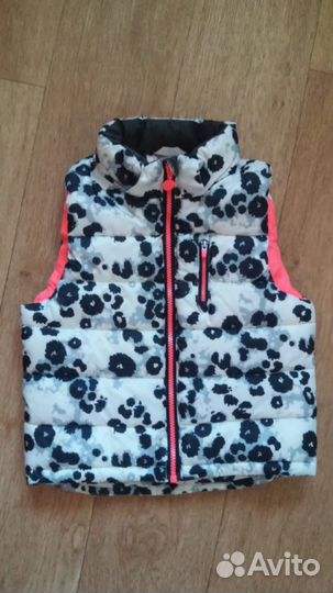 Жилет с капюшоном р-р 110-122