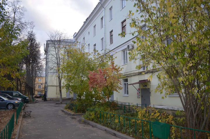 3-к. квартира, 85 м², 4/4 эт.