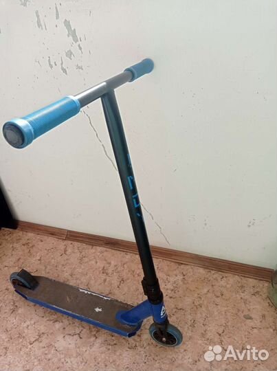 Трюковой самокат