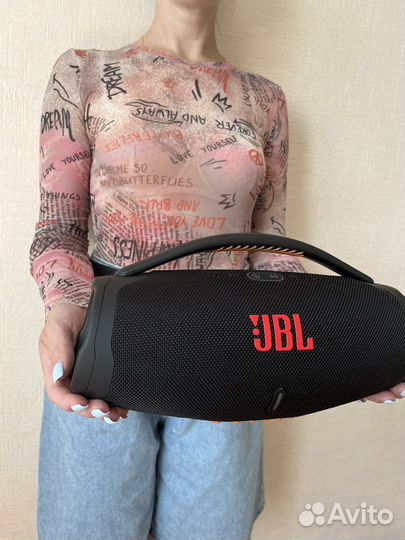 Мощная колонка JBL Boombox 3 LED