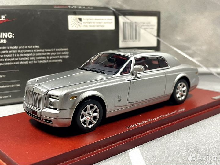 Модель Rolls-Royce Phantom Coupe TSM 1:43