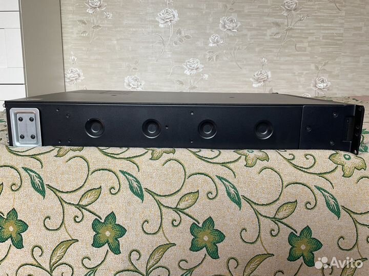 Ибп APC Smart-UPS SRT3000rmxli