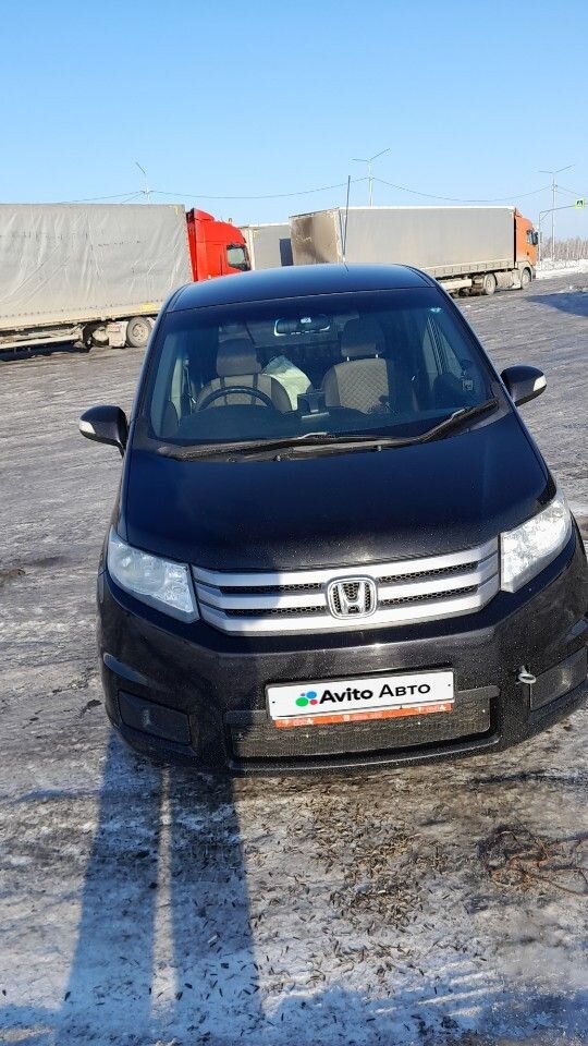 Honda Freed: фото владельца