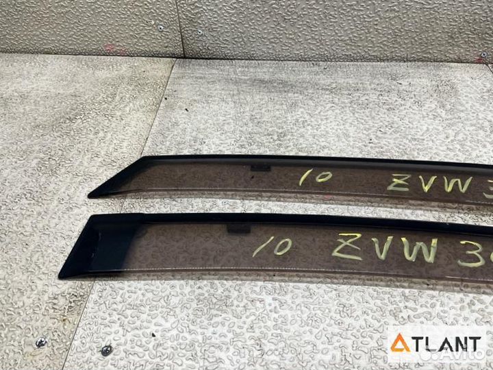 Ветровики комплект toyota prius