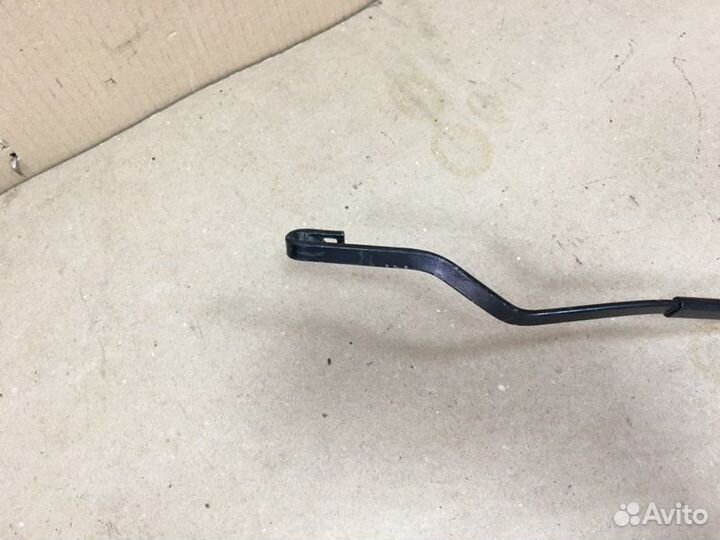 Поводок дворника правый Kia Rio 3 QB