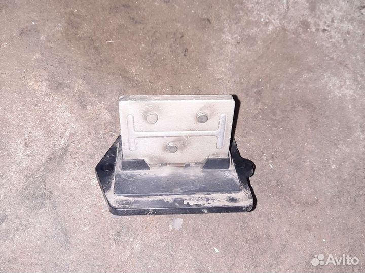 Резистор печки mazda 323 ba