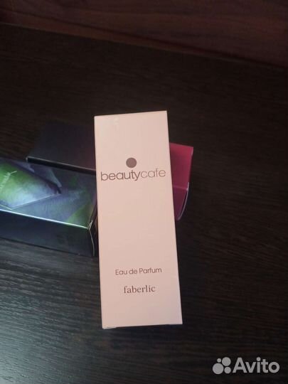 Парфюмерная вода для женщин