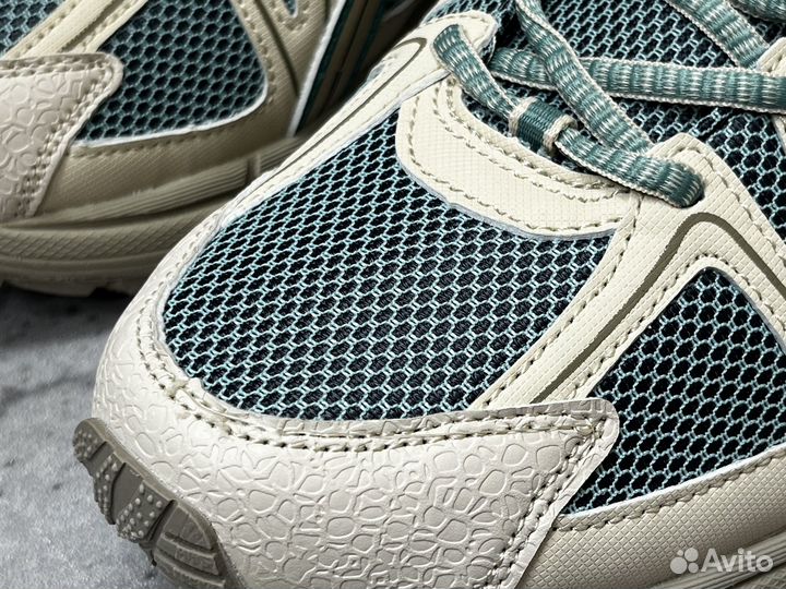 Кроссовки Asics Gel Kahana 8