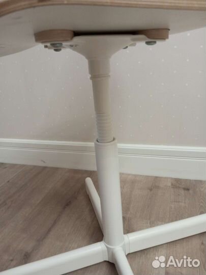 Компьютерный стул. Вращающийся