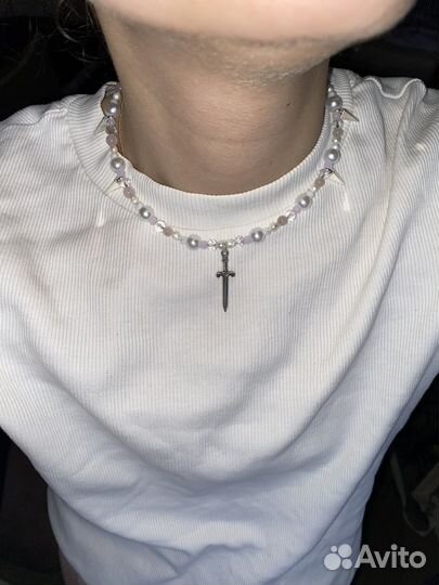 Украшение из натуаральных камней