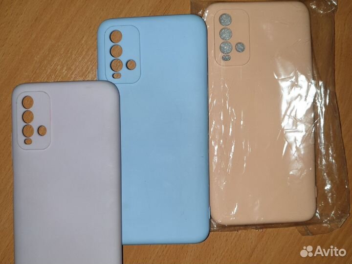 Чехлы на телефон