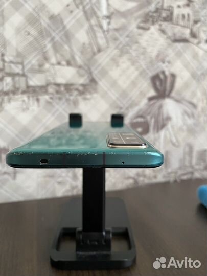 Телефон honor 30