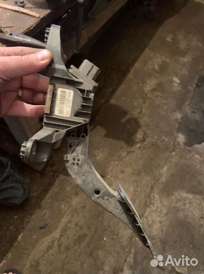 Педагь газа solaris 2018