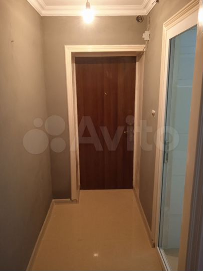 2-к. квартира, 60 м², 1/3 эт.