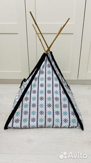 Лежанка-вигвам для животного