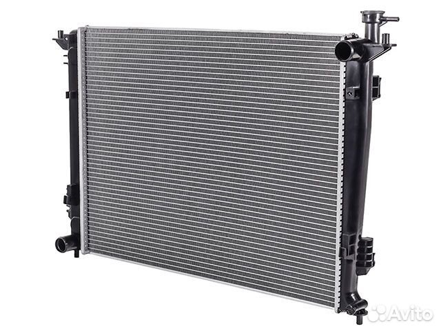 Радиатор охлаждения Kia Sportage 3