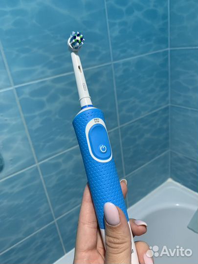 Зубная щетка oral b