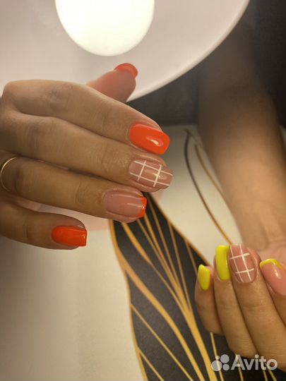 Маникюр педикюр в салоне