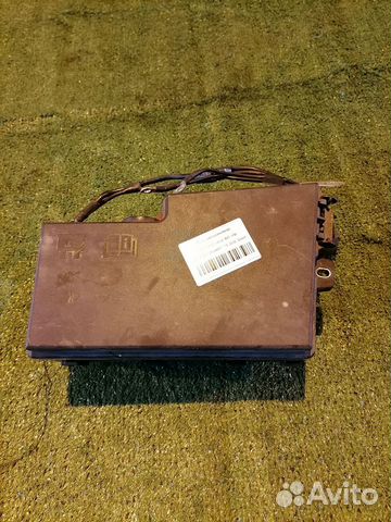 Блок предохранителей 8688039 Volvo S40 MS MS66