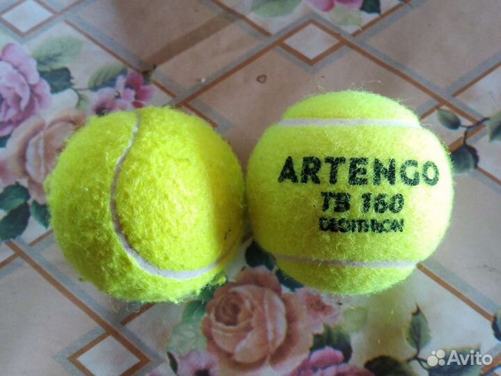 Теннисный мяч