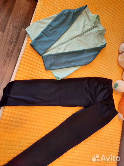 Спортивный костюм для девочки 152-158