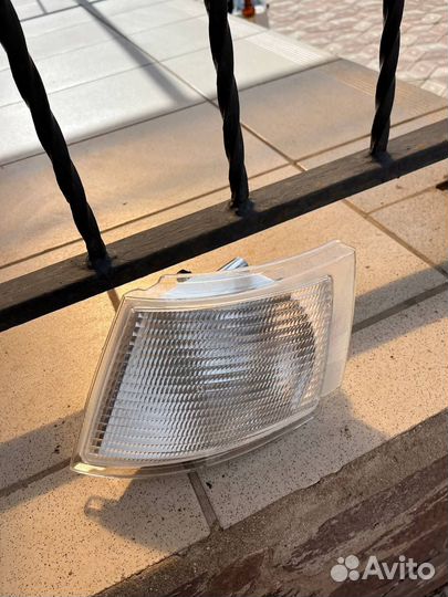 Поворотник левый ваз 2110 новый