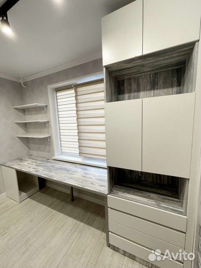 Рабочая зона у окна