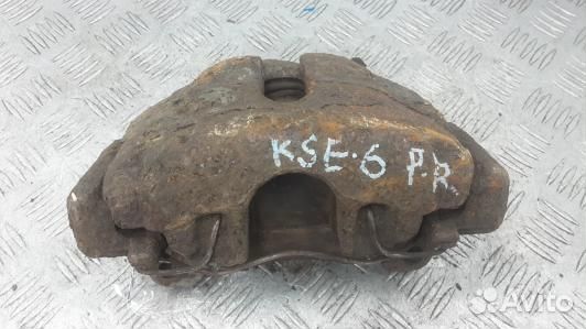 Суппорт тормозной передний правый audi A6 C6 (KSE0