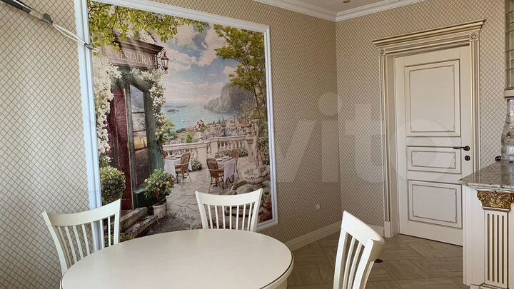 3-к. квартира, 81 м², 13/22 эт.