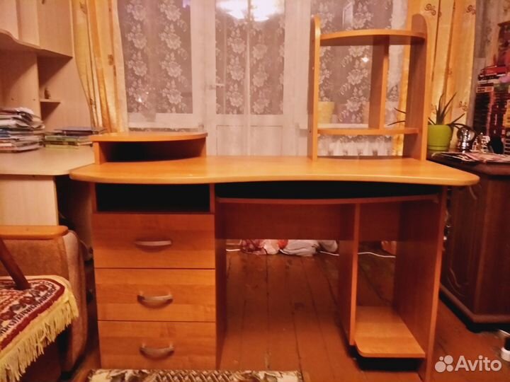 Компьютерный столик бу