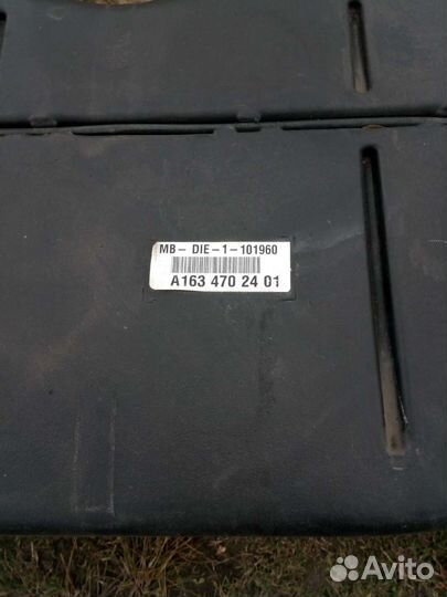 Бак Mersedes ML 163