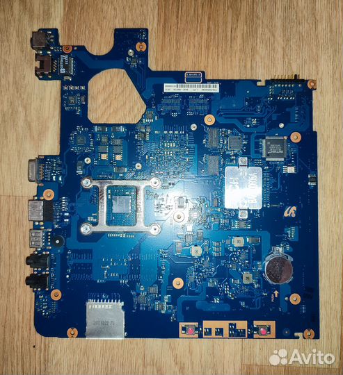 Материнка Samsung NP305V5A UMA