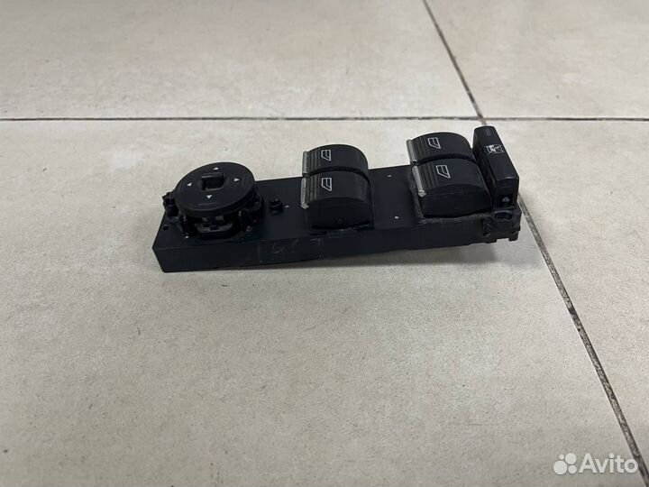 Блок управления стеклоподъемниками Ford Focus 2 DB 2008-2011