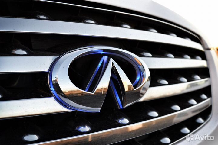 Автостекло на infiniti