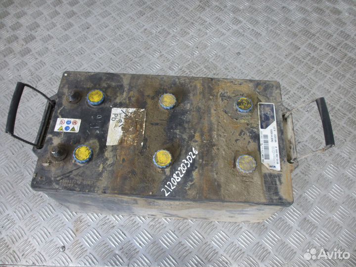 Акб Mercedes Benz 12v/220Ah/1000A Mercedes-Benz A0