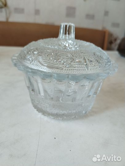 Сахарница, конфетница стекло