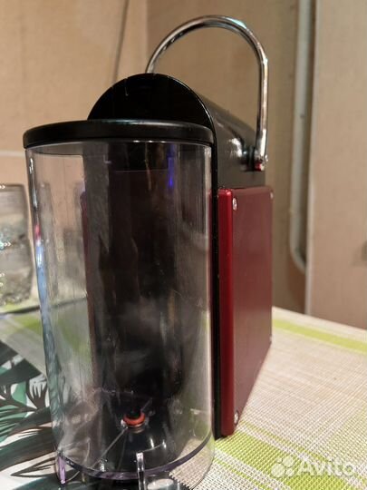 Кофеварка капсульная кофемашина delonghi