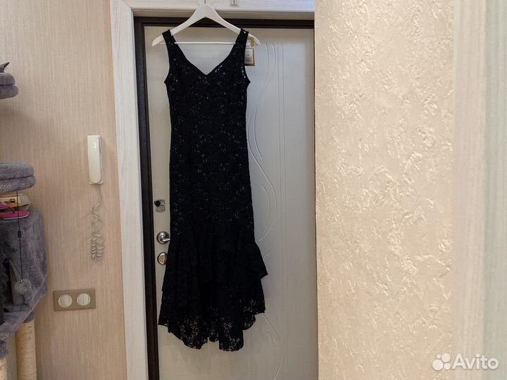 Вечернее платье