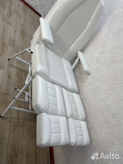 Кресло для педикюра,кушетка