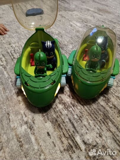 Геккомобиль с героями