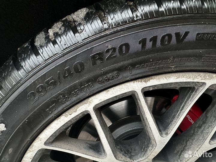 Kumho WinterCraft WS71 265/45 R20 и 295/40 R20