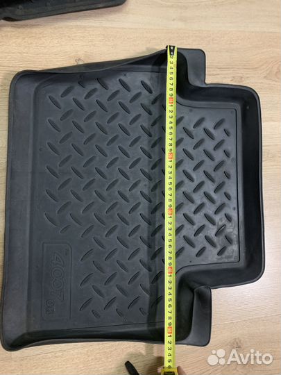 Коврики для задних пассажиров Peugeot 4007