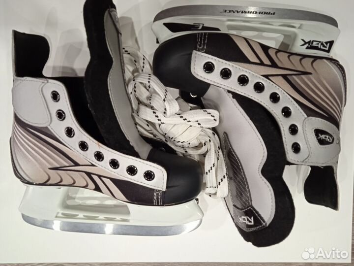Коньки хоккейные детские,профессионал, 