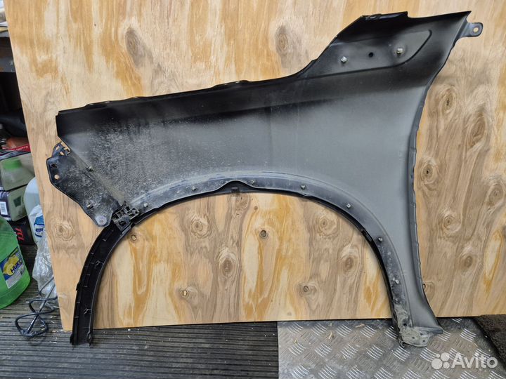 Suzuki escudo 2017 крыло